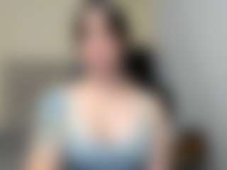 Live cam show with Salome - Blowjob Brown Hair on LiveSexCams6