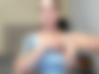 Live cam show with Salome - Big Tits Brown Hair on SpankPalCams