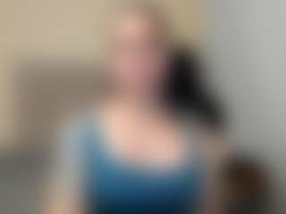 Live cam show with Salome - Big Tits Brown Hair on Camsoda