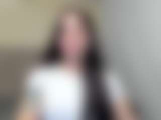 Live cam show with Salome - Brown Hair Teen (18+) on Big Tits