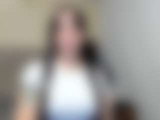 Live cam show with Salome - Lush Brown Hair on camgirlchat.live