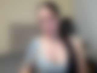 Live cam show with Salome - Curvy Teen (18+) on Big Tits