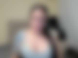 Live cam show with Salome - Ride on Mixed Magazine Live