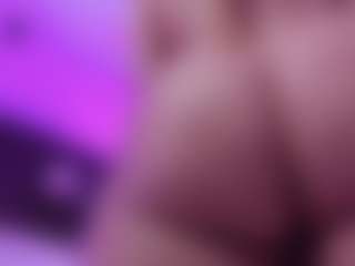 Live cam show with April-bowie - HD on Soda Cam