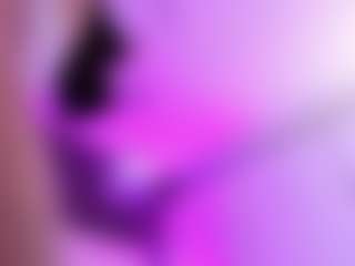 Live cam show with April-bowie - Spank on mypornchat.com