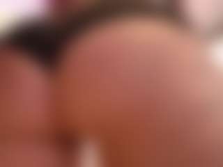Live cam show with April-bowie - Sexy on Uber Horny