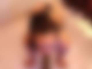 Live cam show with April-bowie - Lovense MILF on Fling VIP Chat