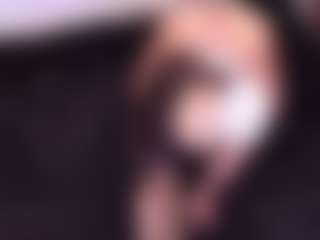 Live cam show with April-bowie - Curvy on Cam Slut
