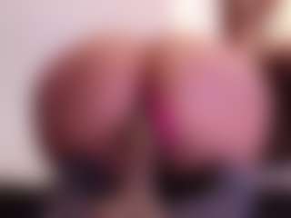 April-bowie's Live Sex Cam Show
