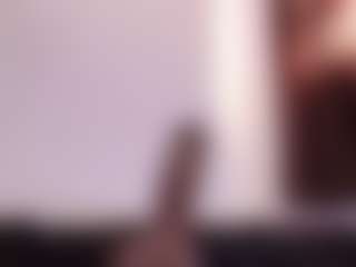 Live cam show with April-bowie - Middle Aged on Milfs Live