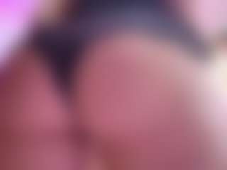 April-bowie's Live Sex Cam Show