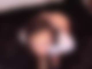 Live cam show with April-bowie - Ass Bouncing on Camming Site