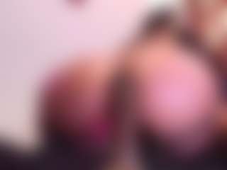 Live cam show with April-bowie - Shaved Pussy Brown Hair on sexytreat.net