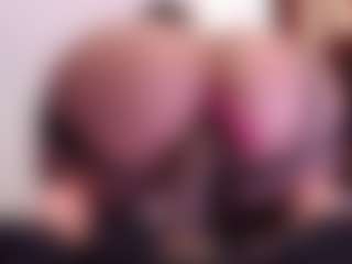 April-bowie's Live Sex Cam Show
