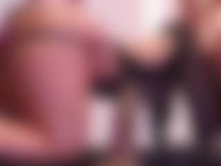 Live cam show with April-bowie - Fingering on Gym Cam Girls