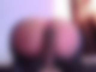 April-bowie's Live Sex Cam Show