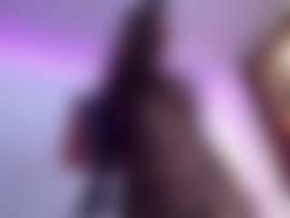 Live cam show with April-bowie - Dildo Or Vibrator on sexylive.show