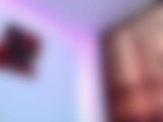 Live cam show with April-bowie - Brown Hair MILF on Camsoda