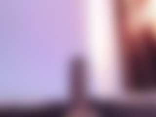 Live cam show with April-bowie - Striptease on eurowanks.com