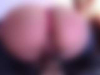 April-bowie's Live Sex Cam Show