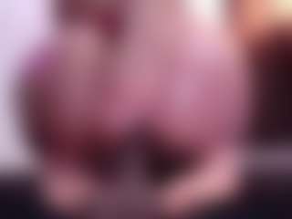 April-bowie's Live Sex Cam Show