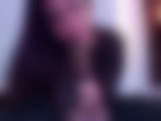 Live cam show with April-bowie - Brown Hair MILF on Fling VIP Chat