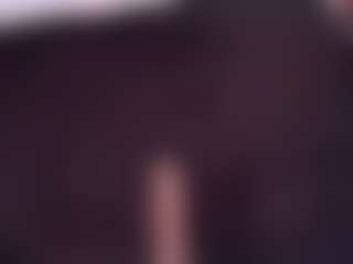 April-bowie MILF webcam performer live streaming