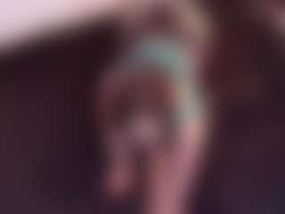 April-bowie's Live Sex Cam Show
