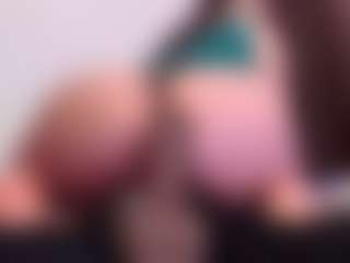 April-bowie's Live Sex Cam Show