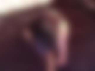 Live cam show with April-bowie - Dildo Brown Hair on CamwithHer