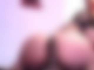 Live cam show with April-bowie - Brown Hair on liverealitysex.com