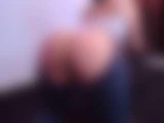 April-bowie's Live Sex Cam Show