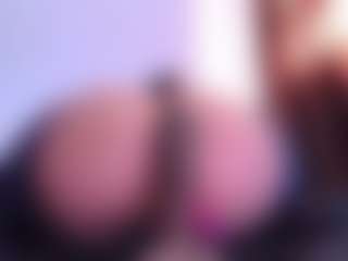 April-bowie's Live Sex Cam Show