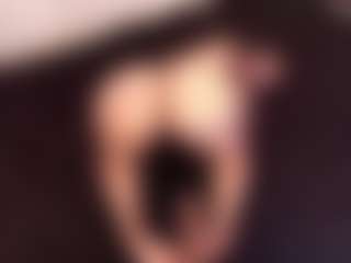 Live cam show with April-bowie - BBW on Camsoda