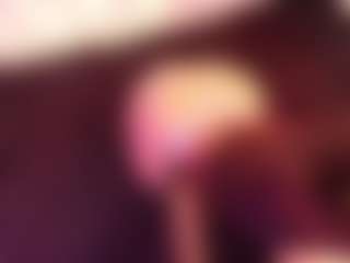 Live cam show with April-bowie - Natural on Camsoda Late Night