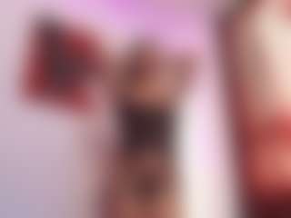 Live cam show with April-bowie - Squirt MILF on Camsoda