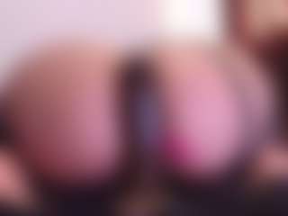 Live cam show with April-bowie - Fetish on Dare Cams