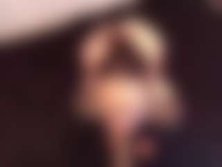 Live cam show with April-bowie - Fingers on live18s.com