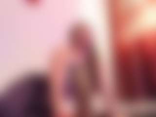 Live cam show with April-bowie - Fetish on Camsoda