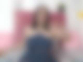 Ariana-Lavoie MILF webcam performer live streaming