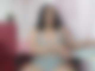 Ariana-Lavoie MILF webcam performer live streaming