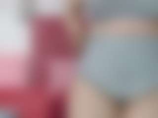Live cam show with Ariana-Lavoie - MILF on TeamSkeetLive