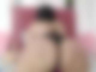 Live cam show with Ariana-Lavoie - Dildo Or Vibrator MILF on AdultVida.com