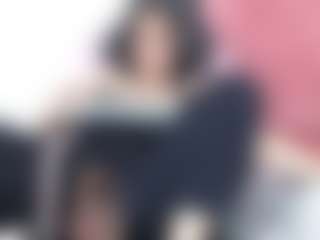 Live cam show with Ariana-Lavoie - Middle Aged on chickslive.net