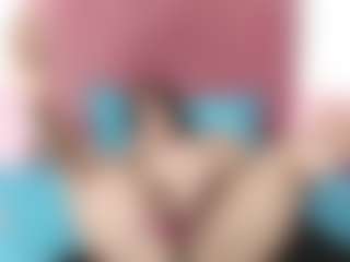 Ariana-Lavoie's Live Sex Cam Show