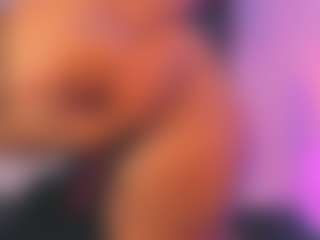 Live cam show with Martina - Curvy on liverealitysex.com