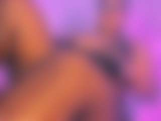 Live cam show with Martina - Squirt on CamClone
