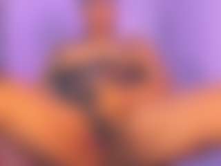 Live cam show with Martina - Squirt Latina on sexylivex.com | colombia