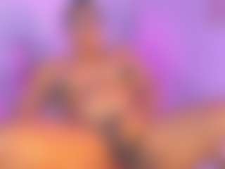Live cam show with Martina - Blonde Hair Curvy on thefappeningchat.com