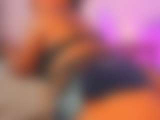 Live cam show with Martina - Butt Plug on Fling VIP Chat
